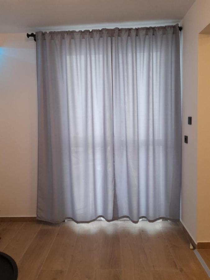 Apartman Sa Lodom 2+2 Apartment Pirovac Bagian luar foto